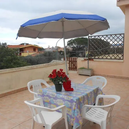 Vecchia Pineta 2 Apartment